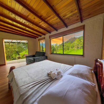 Cama principal y Sofa Cama Cabaña Premium